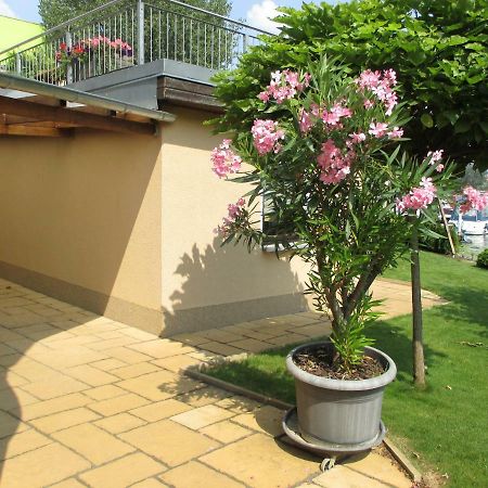 Ferienwohnung Rohrwallinsel Koepenick Berlin Bagian luar foto