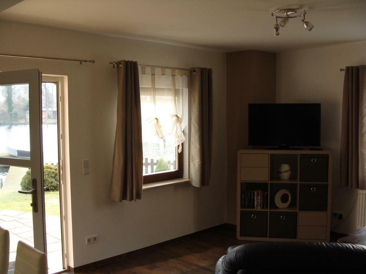 Ferienwohnung Rohrwallinsel Koepenick Berlin Bagian luar foto